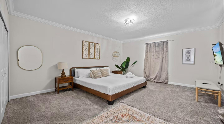 DAVENPORT, Florida 33896, 5 Bedrooms Bedrooms, ,5 BathroomsBathrooms,Residential,For Sale,WHISTLING STRAITS,0,MFRO6344106