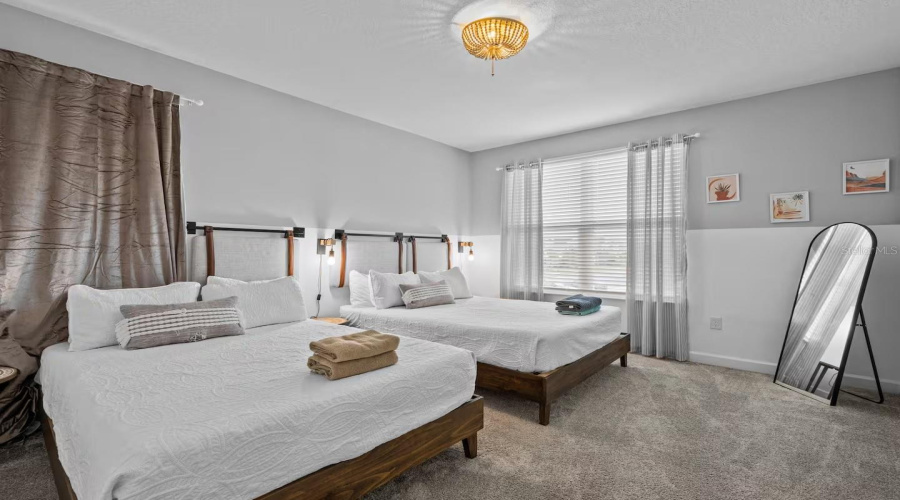 DAVENPORT, Florida 33896, 5 Bedrooms Bedrooms, ,5 BathroomsBathrooms,Residential,For Sale,WHISTLING STRAITS,0,MFRO6344106