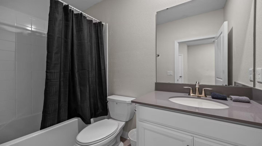 DAVENPORT, Florida 33896, 5 Bedrooms Bedrooms, ,5 BathroomsBathrooms,Residential,For Sale,WHISTLING STRAITS,0,MFRO6344106