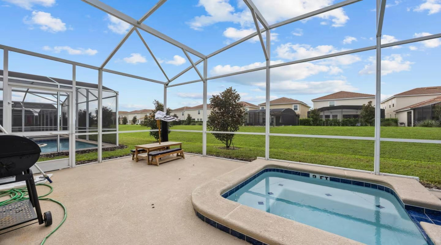 DAVENPORT, Florida 33896, 5 Bedrooms Bedrooms, ,5 BathroomsBathrooms,Residential,For Sale,WHISTLING STRAITS,0,MFRO6344106