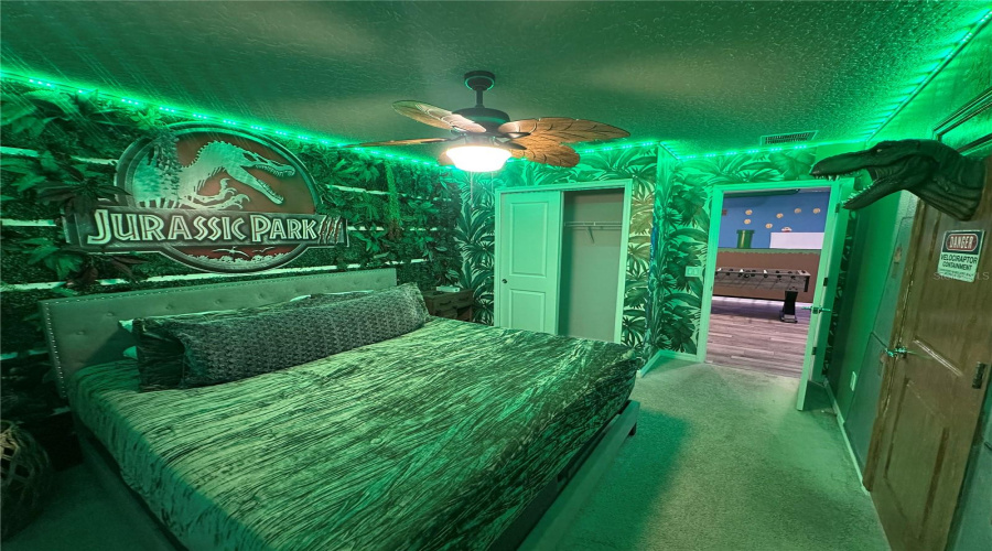 DAVENPORT, Florida 33897, 10 Bedrooms Bedrooms, ,8 BathroomsBathrooms,Residential,For Sale,LELANI,0,MFRO6344168