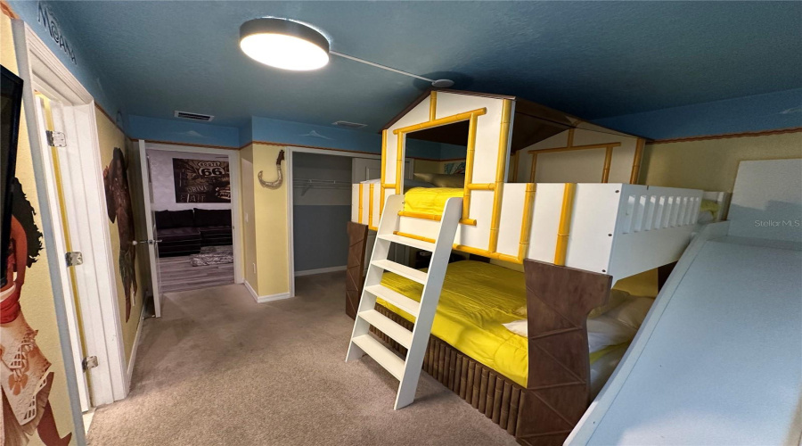 DAVENPORT, Florida 33897, 10 Bedrooms Bedrooms, ,8 BathroomsBathrooms,Residential,For Sale,LELANI,0,MFRO6344168