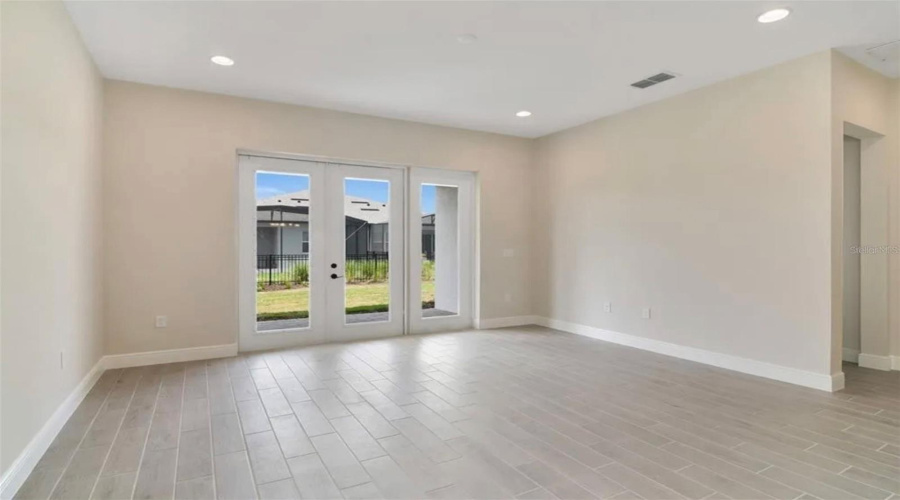KISSIMMEE, Florida 34747, 2 Bedrooms Bedrooms, ,2 BathroomsBathrooms,Residential,For Sale,KEY BAY,0,MFRO6343078