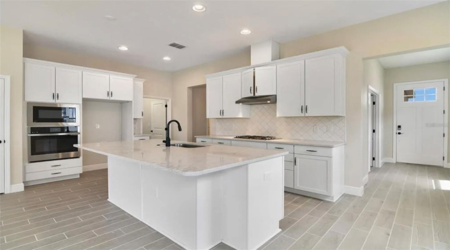 KISSIMMEE, Florida 34747, 2 Bedrooms Bedrooms, ,2 BathroomsBathrooms,Residential,For Sale,KEY BAY,0,MFRO6343078