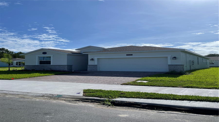 DAVENPORT, Florida 33837, 4 Bedrooms Bedrooms, ,3 BathroomsBathrooms,Residential,For Sale,CAMDEN,0,MFRO6336129