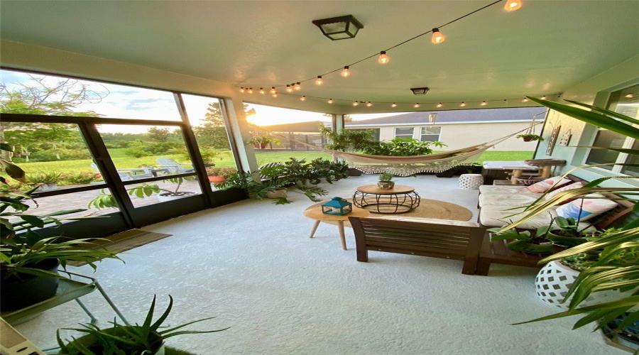 DAVENPORT, Florida 33837, 5 Bedrooms Bedrooms, ,3 BathroomsBathrooms,Residential,For Sale,WHIRLAWAY,0,MFRO6344177