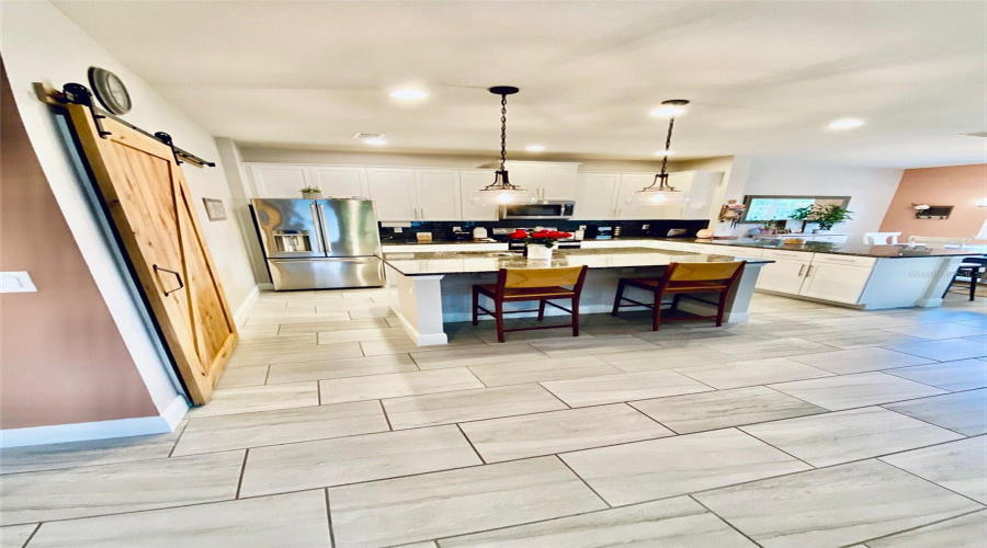 DAVENPORT, Florida 33837, 5 Bedrooms Bedrooms, ,3 BathroomsBathrooms,Residential,For Sale,WHIRLAWAY,0,MFRO6344177