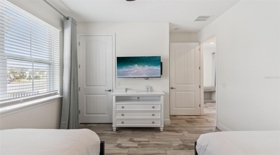 KISSIMMEE, Florida 34747, 4 Bedrooms Bedrooms, ,3 BathroomsBathrooms,Residential,For Sale,CARIBBEAN SOUL,0,MFRS5134689