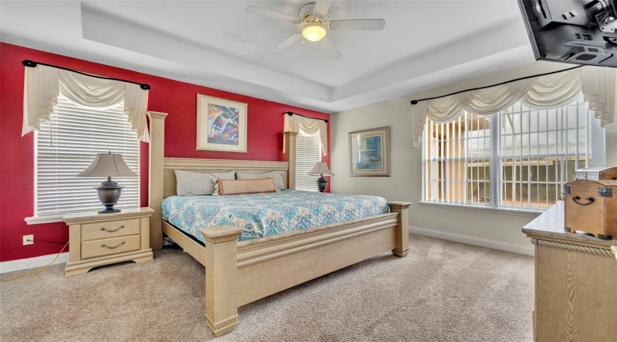DAVENPORT, Florida 33897, 5 Bedrooms Bedrooms, ,5 BathroomsBathrooms,Residential,For Sale,VISTA,0,MFRO6344136