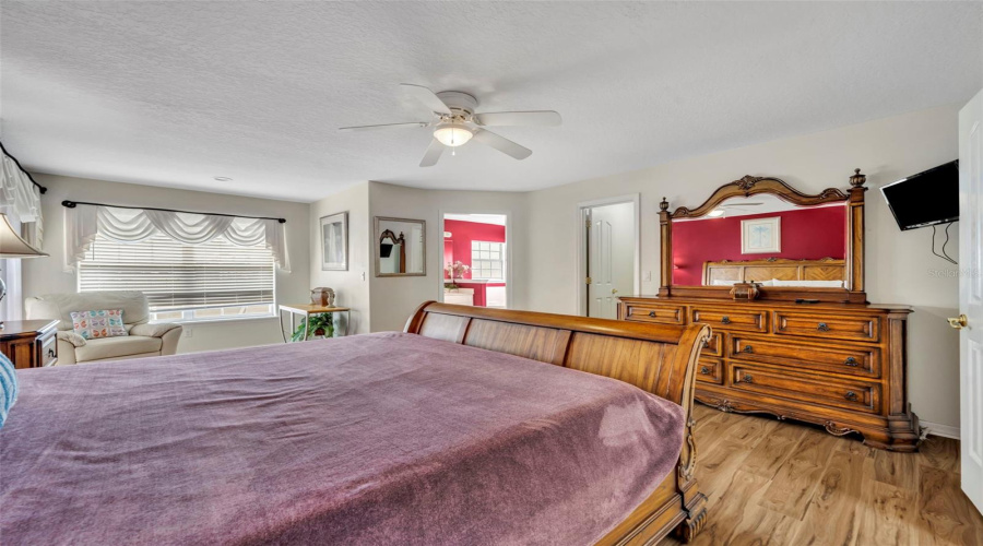 DAVENPORT, Florida 33897, 5 Bedrooms Bedrooms, ,5 BathroomsBathrooms,Residential,For Sale,VISTA,0,MFRO6344136