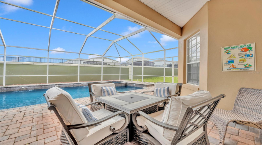 DAVENPORT, Florida 33897, 5 Bedrooms Bedrooms, ,5 BathroomsBathrooms,Residential,For Sale,VISTA,0,MFRO6344136