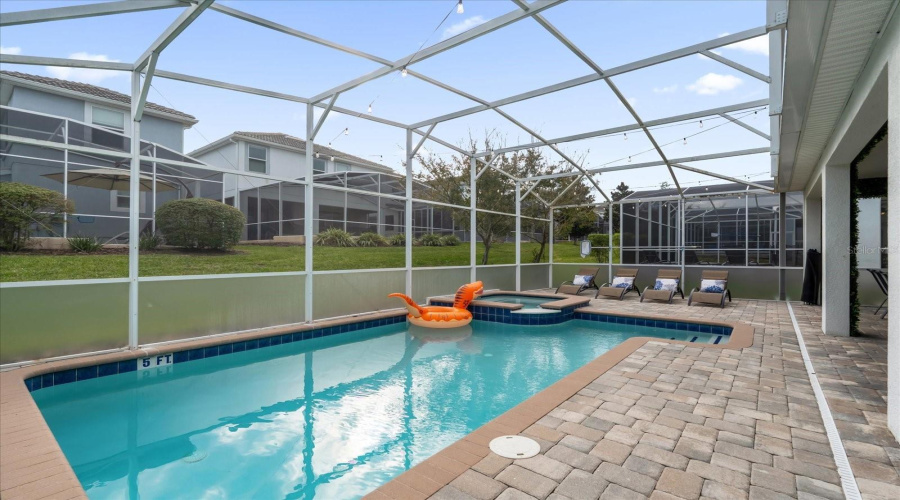 DAVENPORT, Florida 33896, 8 Bedrooms Bedrooms, ,5 BathroomsBathrooms,Residential,For Sale,STINGER,0,MFRS5126803