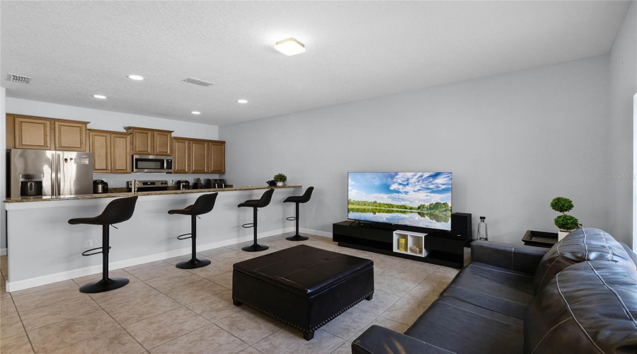 KISSIMMEE, Florida 34747, 4 Bedrooms Bedrooms, ,3 BathroomsBathrooms,Residential,For Sale,CALIFORNIA PALM,0,MFRO6296070