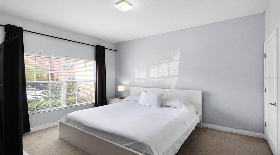 KISSIMMEE, Florida 34747, 4 Bedrooms Bedrooms, ,3 BathroomsBathrooms,Residential,For Sale,CALIFORNIA PALM,0,MFRO6296070