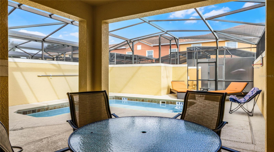 KISSIMMEE, Florida 34747, 4 Bedrooms Bedrooms, ,3 BathroomsBathrooms,Residential,For Sale,CALIFORNIA PALM,0,MFRO6296070