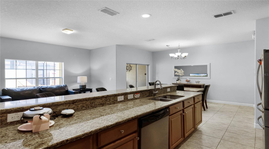 KISSIMMEE, Florida 34747, 4 Bedrooms Bedrooms, ,3 BathroomsBathrooms,Residential,For Sale,CALIFORNIA PALM,0,MFRO6296070