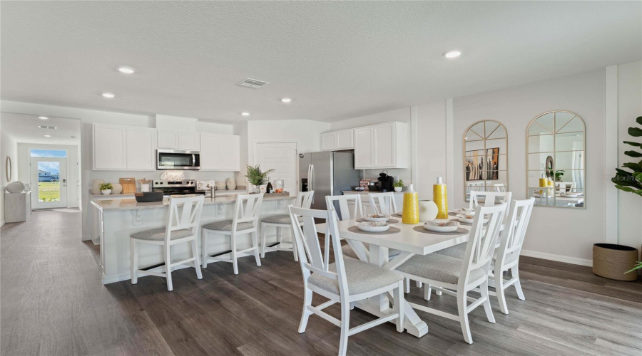 DAVENPORT, Florida 33837, 4 Bedrooms Bedrooms, ,2 BathroomsBathrooms,Residential,For Sale,MOLERA BEACH,0,MFRO6344439