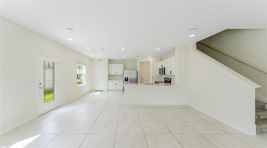 DAVENPORT, Florida 33896, 3 Bedrooms Bedrooms, ,2 BathroomsBathrooms,Residential,For Sale,DELIGHTFUL,0,MFRO6341365