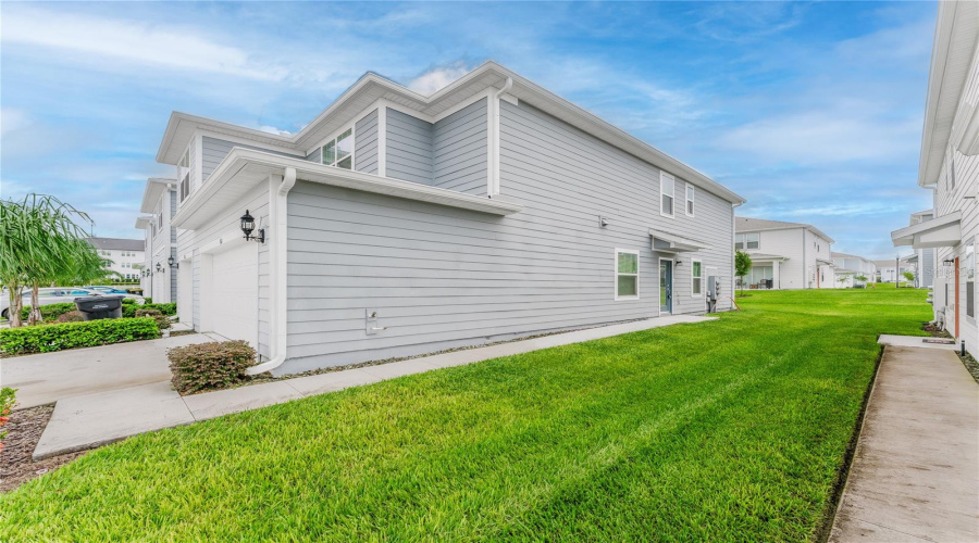 DAVENPORT, Florida 33896, 3 Bedrooms Bedrooms, ,2 BathroomsBathrooms,Residential,For Sale,DELIGHTFUL,0,MFRO6341365