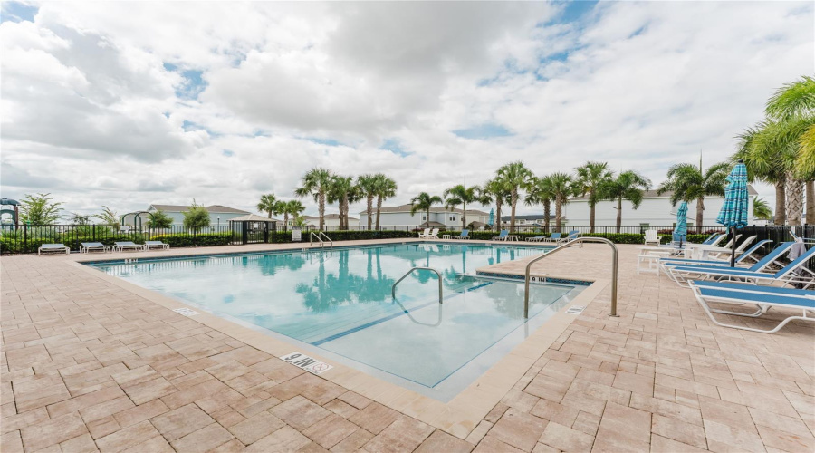DAVENPORT, Florida 33896, 3 Bedrooms Bedrooms, ,2 BathroomsBathrooms,Residential,For Sale,DELIGHTFUL,0,MFRO6341365
