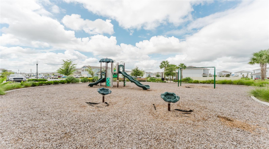 DAVENPORT, Florida 33896, 3 Bedrooms Bedrooms, ,2 BathroomsBathrooms,Residential,For Sale,DELIGHTFUL,0,MFRO6341365