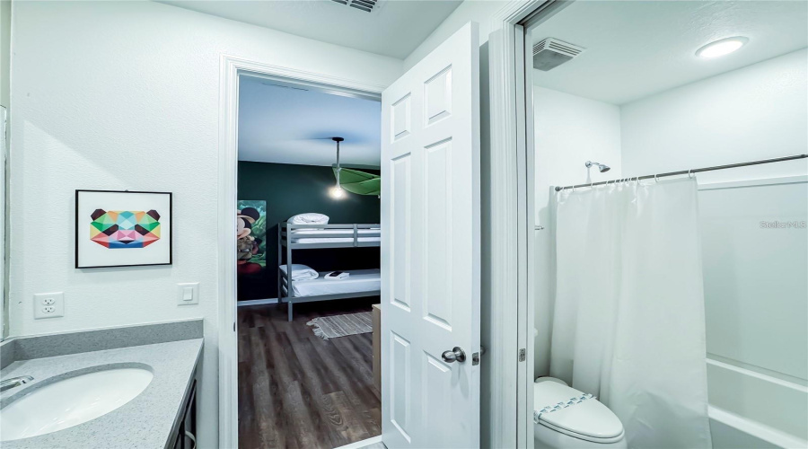 KISSIMMEE, Florida 34747, 9 Bedrooms Bedrooms, ,6 BathroomsBathrooms,Residential,For Sale,HILTON RIDGE,0,MFRO6342644