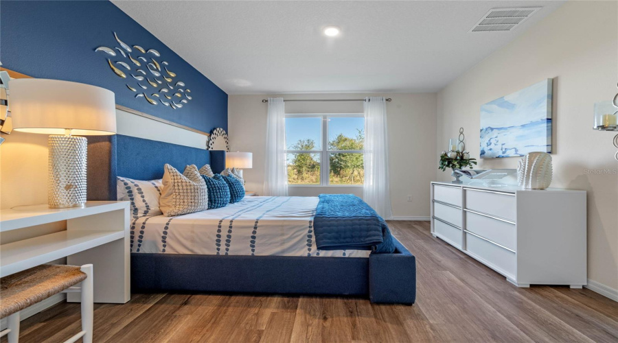 DAVENPORT, Florida 33837, 4 Bedrooms Bedrooms, ,2 BathroomsBathrooms,Residential,For Sale,MOLERA BEACH,0,MFRO6344424