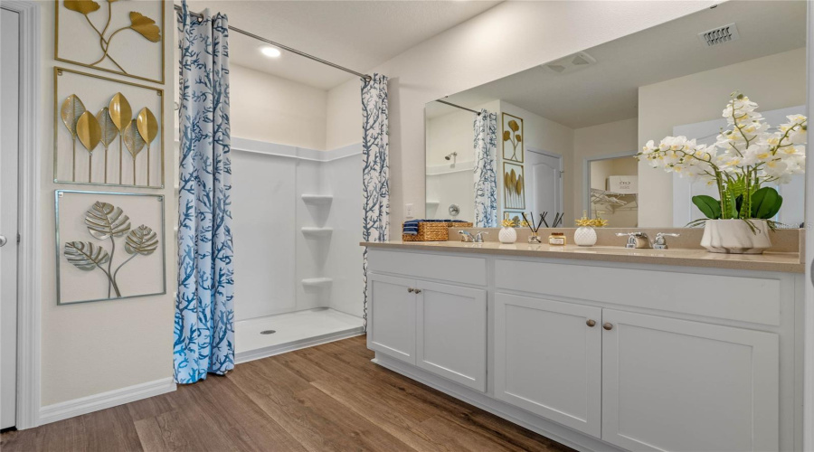 DAVENPORT, Florida 33837, 4 Bedrooms Bedrooms, ,2 BathroomsBathrooms,Residential,For Sale,MOLERA BEACH,0,MFRO6344424