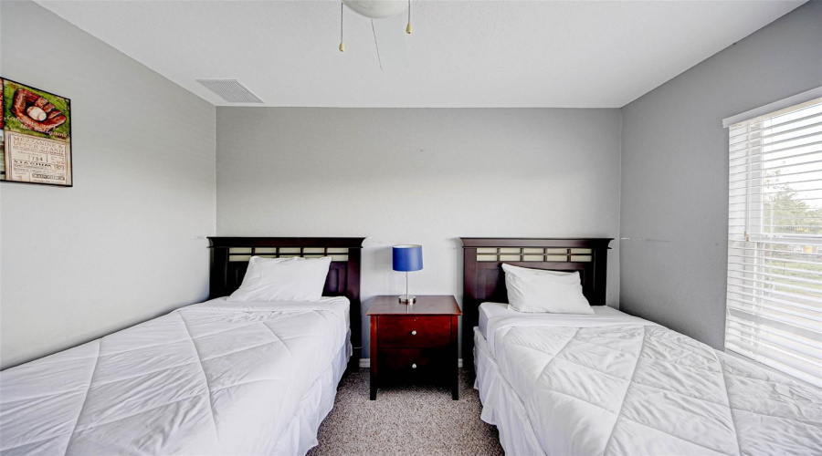 KISSIMMEE, Florida 34746, 4 Bedrooms Bedrooms, ,3 BathroomsBathrooms,Residential,For Sale,LODI,0,MFRO6343670