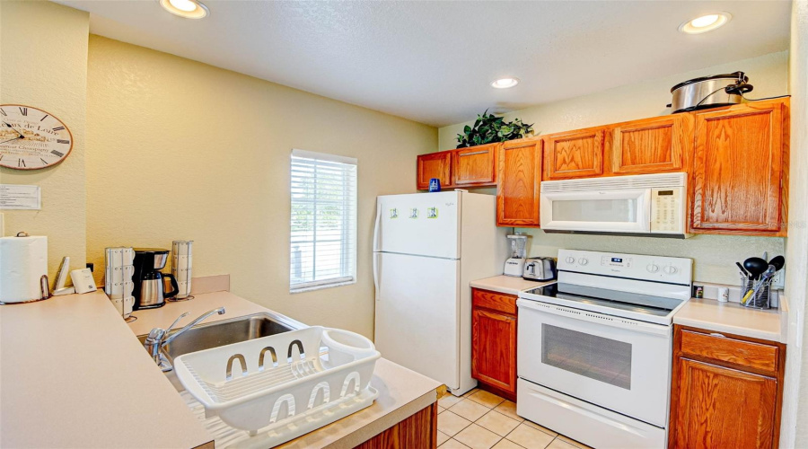 KISSIMMEE, Florida 34746, 4 Bedrooms Bedrooms, ,3 BathroomsBathrooms,Residential,For Sale,LODI,0,MFRO6343670
