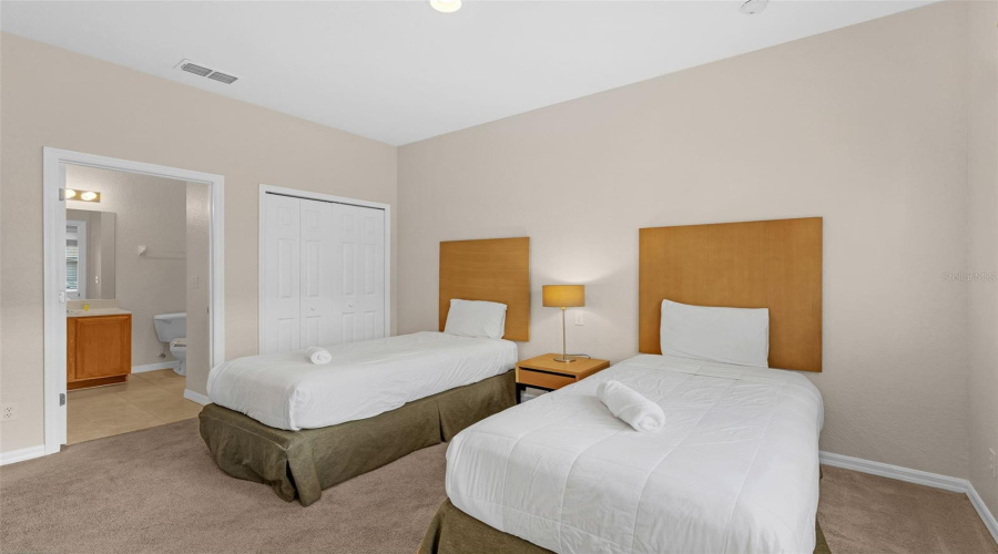 KISSIMMEE, Florida 34746, 4 Bedrooms Bedrooms, ,3 BathroomsBathrooms,Residential,For Sale,IMPALA,0,MFRO6337692