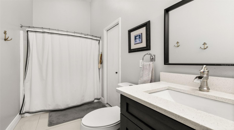 DAVENPORT, Florida 33897, 4 Bedrooms Bedrooms, ,2 BathroomsBathrooms,Residential,For Sale,LOCKBREEZE,0,MFRS5134698