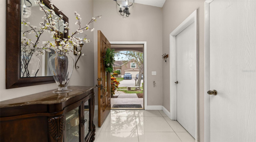 DAVENPORT, Florida 33897, 4 Bedrooms Bedrooms, ,2 BathroomsBathrooms,Residential,For Sale,LOCKBREEZE,0,MFRS5134698