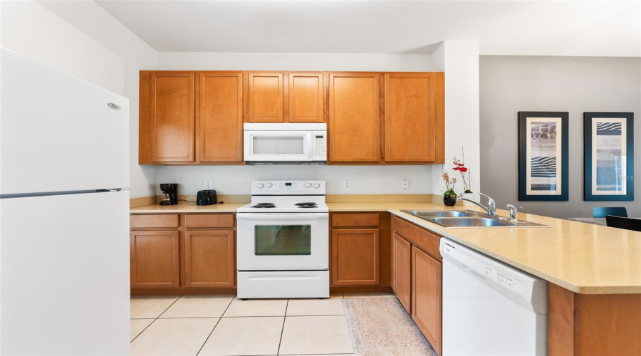 KISSIMMEE, Florida 34746, 3 Bedrooms Bedrooms, ,2 BathroomsBathrooms,Residential,For Sale,ALBERTO CIRCLE,0,MFRS5133485