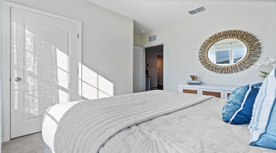 DAVENPORT, Florida 33837, 4 Bedrooms Bedrooms, ,2 BathroomsBathrooms,Residential,For Sale,MOLERA BEACH,0,MFRO6344446