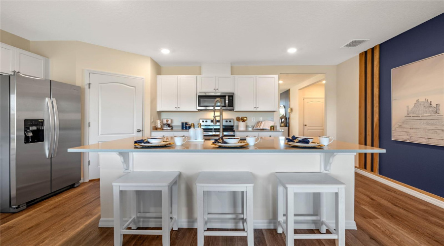 DAVENPORT, Florida 33837, 4 Bedrooms Bedrooms, ,2 BathroomsBathrooms,Residential,For Sale,MOLERA BEACH,0,MFRO6344446