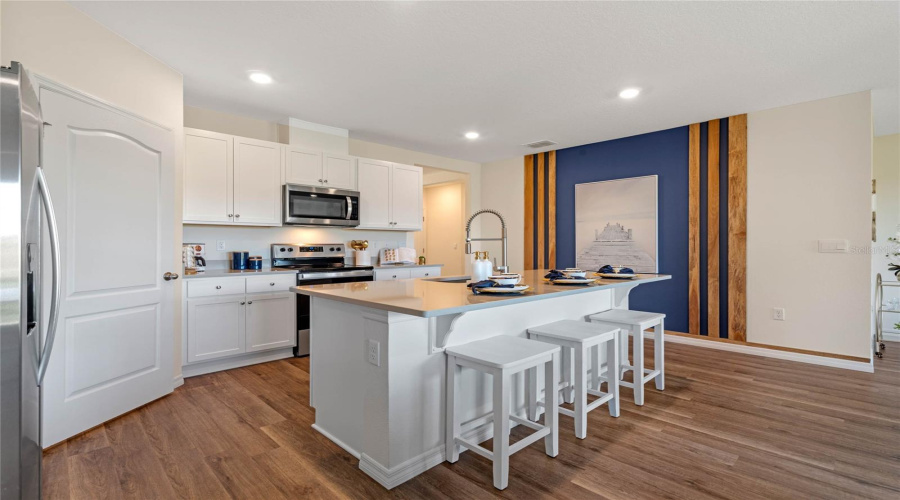 DAVENPORT, Florida 33837, 4 Bedrooms Bedrooms, ,2 BathroomsBathrooms,Residential,For Sale,MOLERA BEACH,0,MFRO6344446