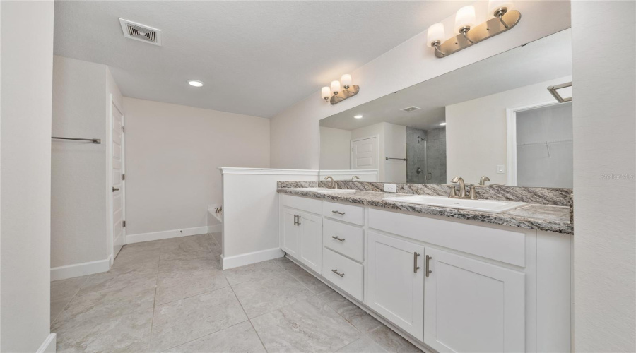 DAVENPORT, Florida 33837, 4 Bedrooms Bedrooms, ,3 BathroomsBathrooms,Residential,For Sale,CITRUS LANDINGS,0,MFRS5134742