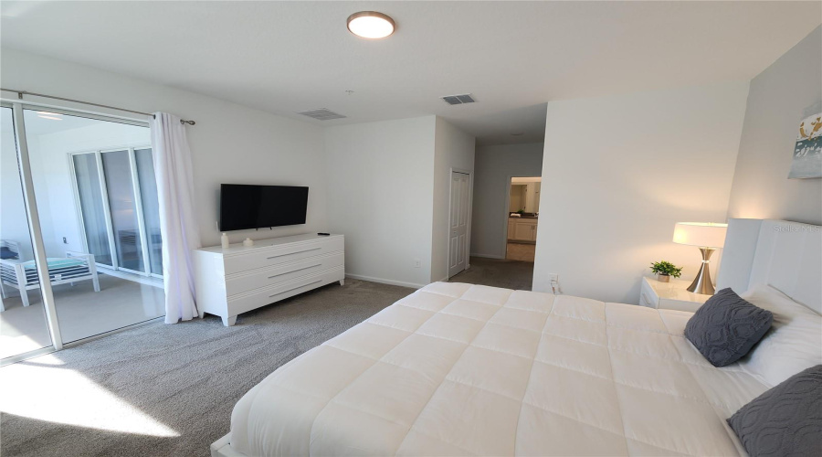 DAVENPORT, Florida 33896, 3 Bedrooms Bedrooms, ,2 BathroomsBathrooms,Residential,For Sale,CABOT CLIFFS,0,MFRS5134755