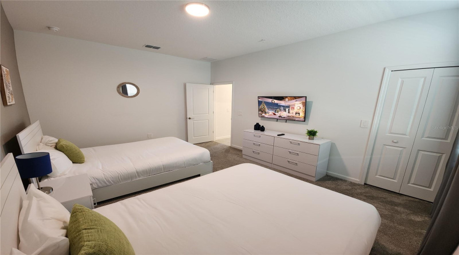 DAVENPORT, Florida 33896, 3 Bedrooms Bedrooms, ,2 BathroomsBathrooms,Residential,For Sale,CABOT CLIFFS,0,MFRS5134755