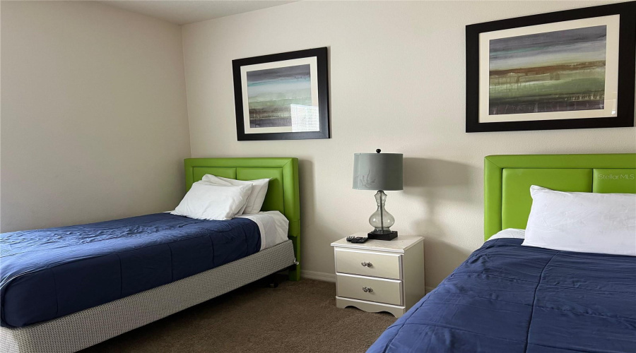 KISSIMMEE, Florida 34746, 4 Bedrooms Bedrooms, ,3 BathroomsBathrooms,Residential,For Sale,EDENSHIRE,0,MFRO6344443