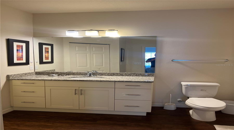 KISSIMMEE, Florida 34746, 4 Bedrooms Bedrooms, ,3 BathroomsBathrooms,Residential,For Sale,EDENSHIRE,0,MFRO6344443
