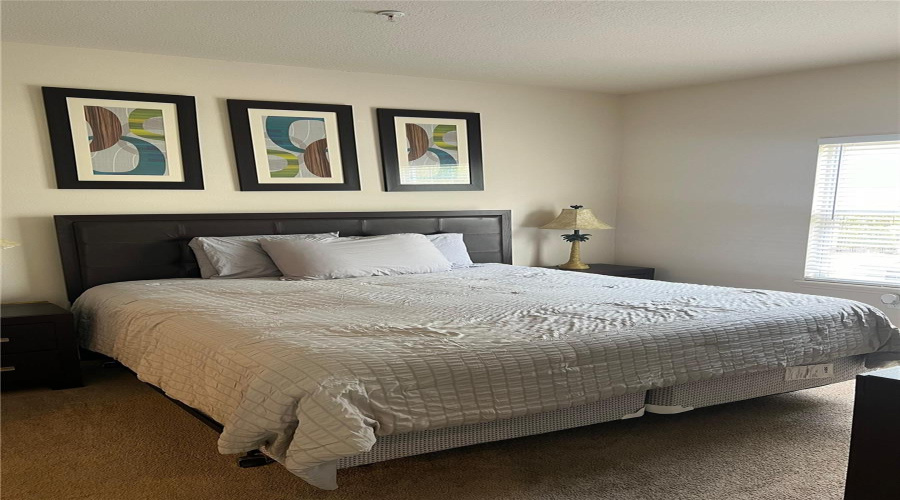 KISSIMMEE, Florida 34746, 4 Bedrooms Bedrooms, ,3 BathroomsBathrooms,Residential,For Sale,EDENSHIRE,0,MFRO6344443