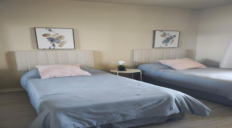 DAVENPORT, Florida 33897, 4 Bedrooms Bedrooms, ,3 BathroomsBathrooms,Residential,For Sale,CHARO,0,MFRS5134718