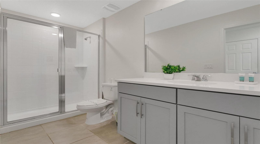 KISSIMMEE, Florida 34747, 5 Bedrooms Bedrooms, ,4 BathroomsBathrooms,Residential,For Sale,TROPICAL PALMS,0,MFRS5134778