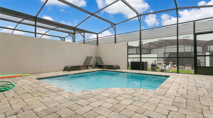 KISSIMMEE, Florida 34747, 5 Bedrooms Bedrooms, ,4 BathroomsBathrooms,Residential,For Sale,TROPICAL PALMS,0,MFRS5134778