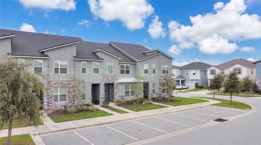 KISSIMMEE, Florida 34747, 5 Bedrooms Bedrooms, ,4 BathroomsBathrooms,Residential,For Sale,TROPICAL PALMS,0,MFRS5134778