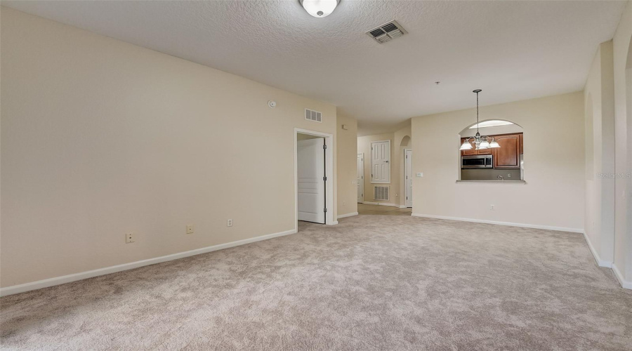 DAVENPORT, Florida 33896, 3 Bedrooms Bedrooms, ,2 BathroomsBathrooms,Residential,For Sale,PORTOFINO,0,MFRO6344604