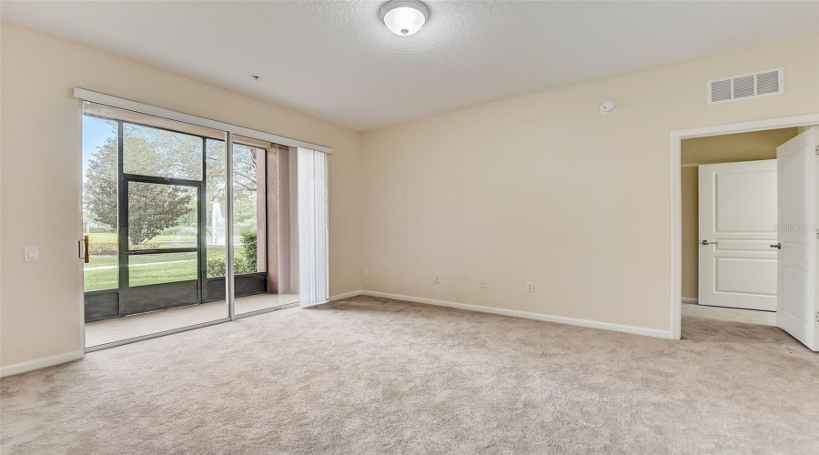 DAVENPORT, Florida 33896, 3 Bedrooms Bedrooms, ,2 BathroomsBathrooms,Residential,For Sale,PORTOFINO,0,MFRO6344604