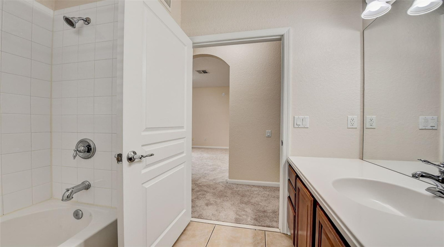 DAVENPORT, Florida 33896, 3 Bedrooms Bedrooms, ,2 BathroomsBathrooms,Residential,For Sale,PORTOFINO,0,MFRO6344604